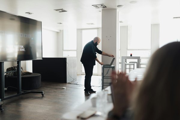 Passer de la théorie à la pratique : éviter les faux pas pour une introduction réussie