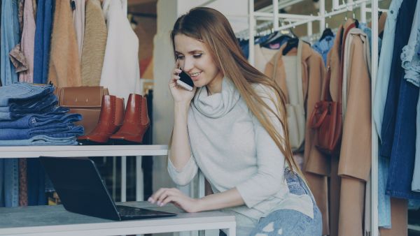 Récits de succès d'entrepreneurs en ligne : partage et conseils